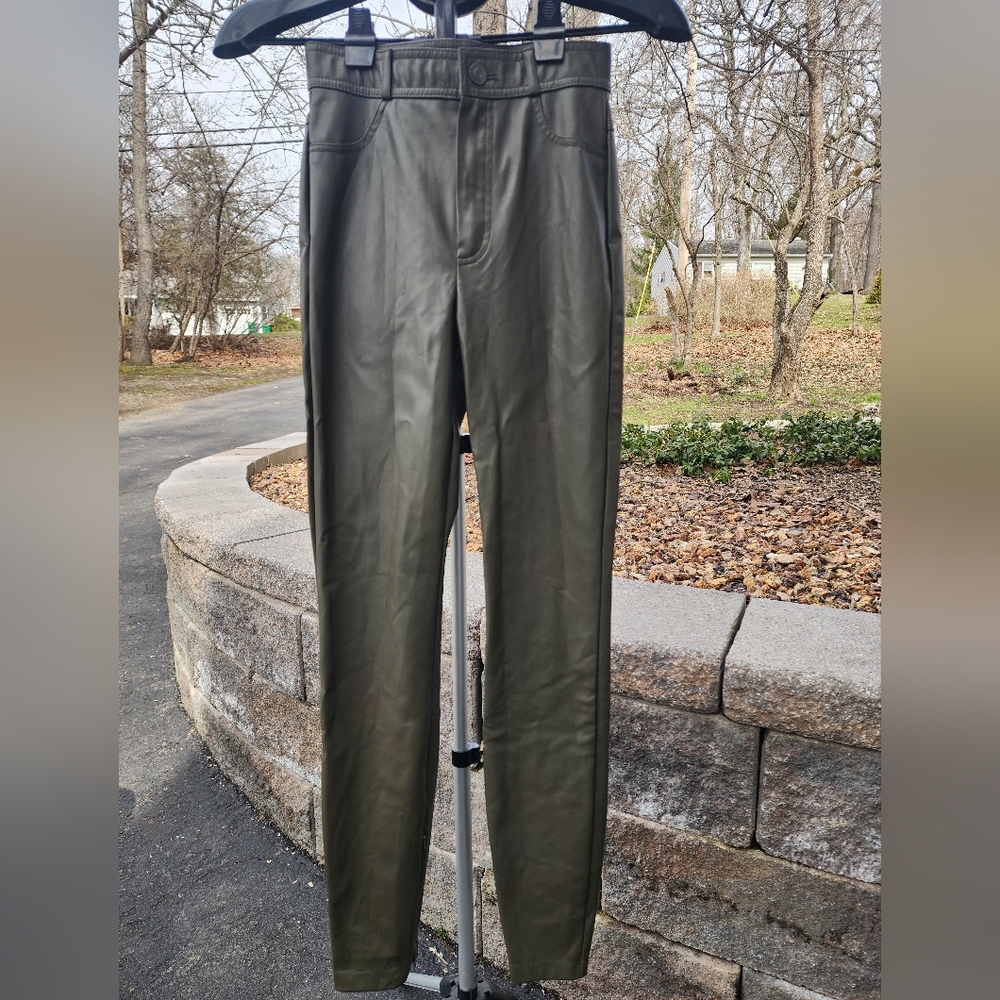 ZARA FAUX LEATHER PANTS SZ XS
